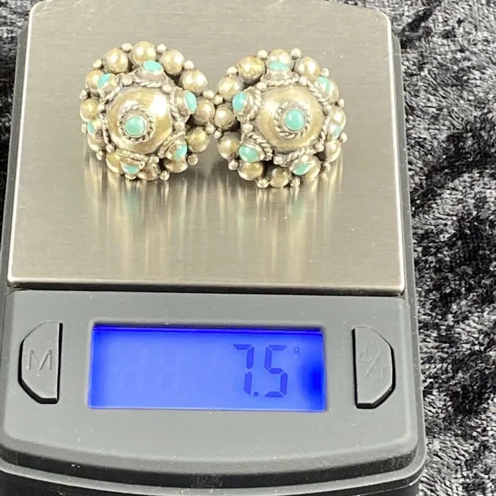 Vintage Native Sterling Silver Turquoise Petit Point‎ Round Dome Post Earrings